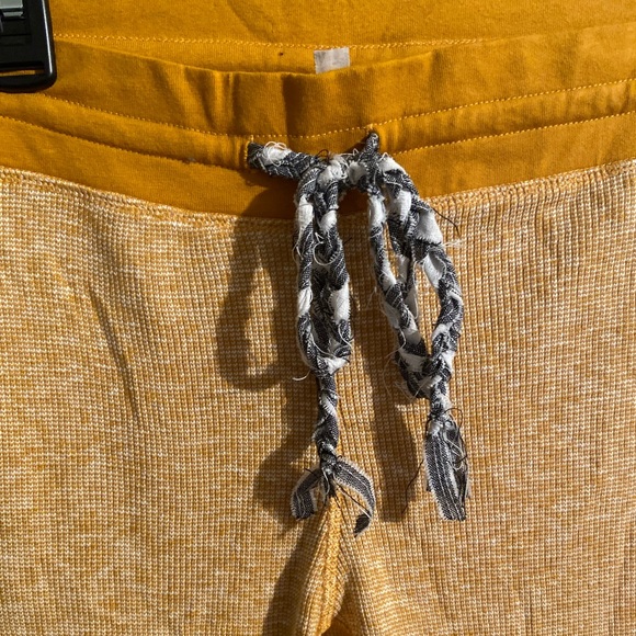 Free People Intimately Mustard Thermal Joggers Sz Medium - Picture 2 of 8